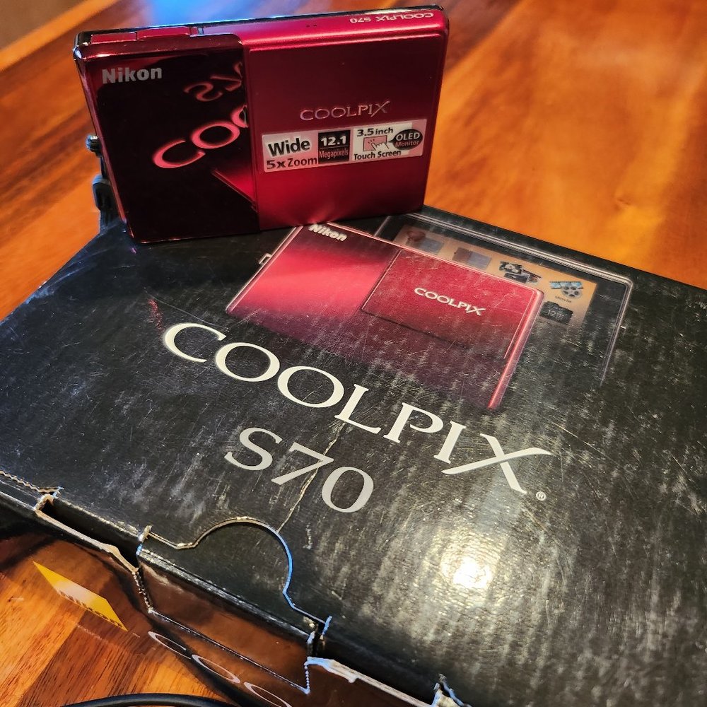 Nikon Coolpix S70 Camera